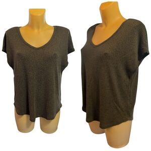 🌹3/15🌹MAURICES 24/7 Olive Green Waffle Knit Stretchy Tee Shirt